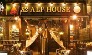 82赤坂店は出会える！